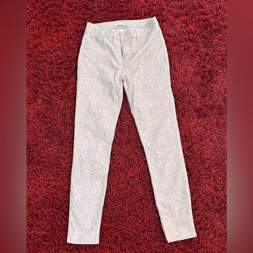 skinny legged, pastel pink, animal print pants